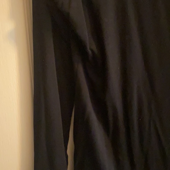 Black top - Picture 3 of 3
